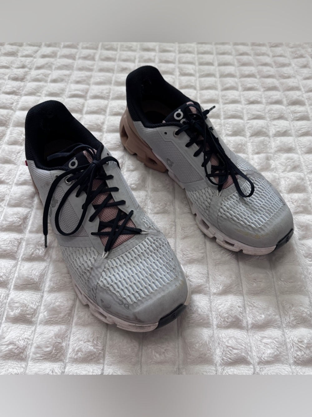 On Running 11 CloudFlyer Gray Sneakers w/ Black Laces